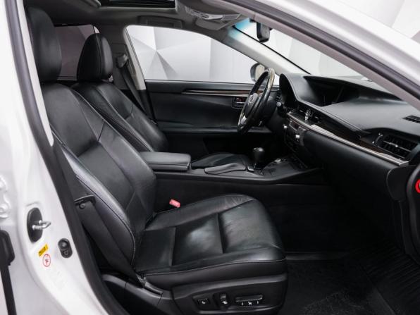 Lexus ES VI с пробегом 2014 года, цена 2 190 000 рублей, 216600 км, седан, Автокод Объявления