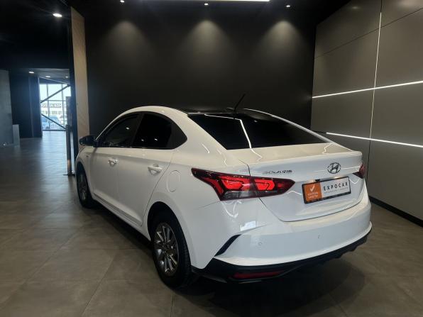 Hyundai Solaris II Рестайлинг с пробегом 2022 года, цена 1 827 000 рублей, 45000 км, седан, Автокод Объявления