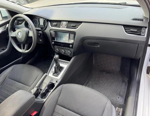 Skoda Octavia III (A7) Рестайлинг с пробегом 2018 года, цена 1 449 000 рублей, 152920 км, лифтбек, Автокод Объявления
