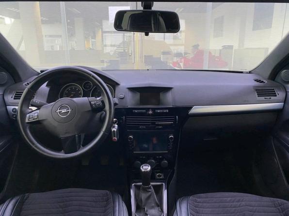 Opel Astra H Рестайлинг с пробегом 2010 года, цена 665 000 рублей, 223310 км, хэтчбек, Автокод Объявления