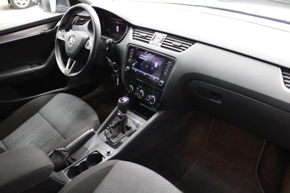 Skoda Octavia III (A7) Рестайлинг Томск  - изображение 11