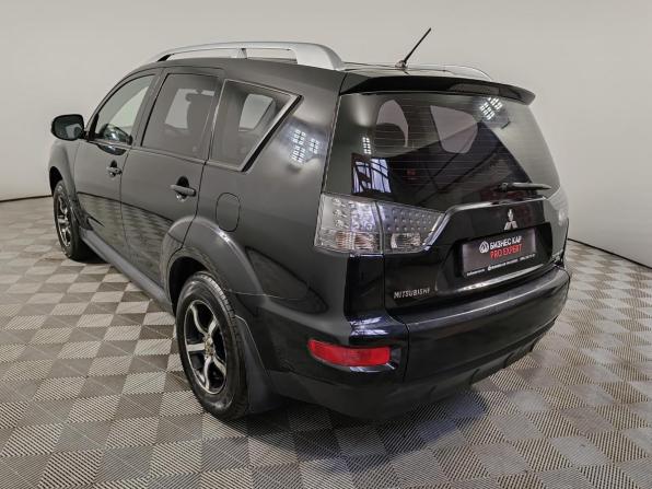Mitsubishi Outlander II Рестайлинг с пробегом 2010 года, цена 949 000 рублей, 196792 км, внедорожник, Автокод Объявления