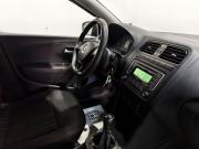 Volkswagen Polo V Рестайлинг Курск  - изображение 24