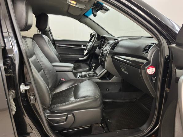 Kia Sorento II с пробегом 2010 года, цена 1 100 000 рублей, 334256 км, внедорожник, Автокод Объявления