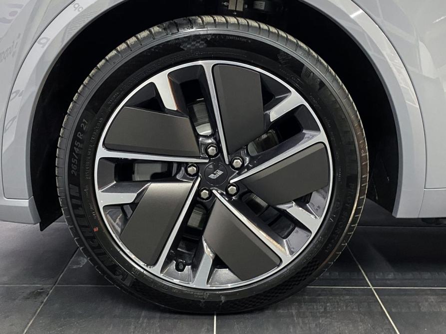 Li Auto (Lixiang) L9 I Рестайлинг Ростов-на-Дону  - изображение 20