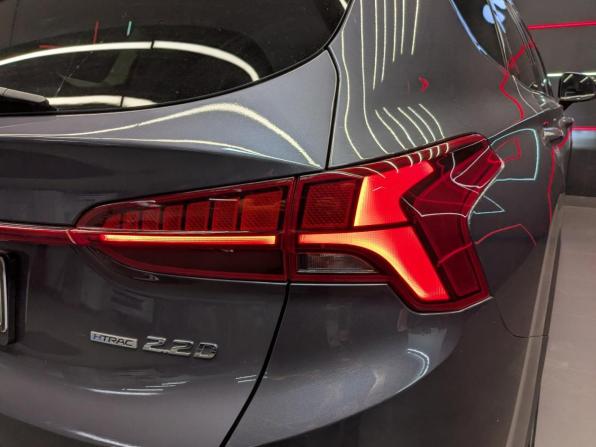 Hyundai Santa Fe IV Рестайлинг с пробегом 2021 года, цена 3 700 000 рублей, 63121 км, внедорожник, Автокод Объявления