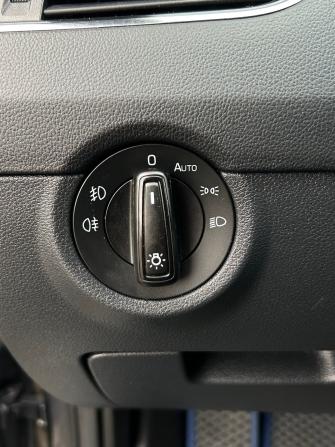 Skoda Octavia III (A7) Рестайлинг с пробегом 2017 года, цена 1 835 000 рублей, 122040 км, лифтбек, Автокод Объявления