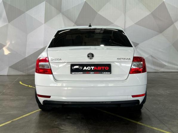 Skoda Octavia III (A7) с пробегом 2017 года, цена 1 250 000 рублей, 199549 км, лифтбек, Автокод Объявления