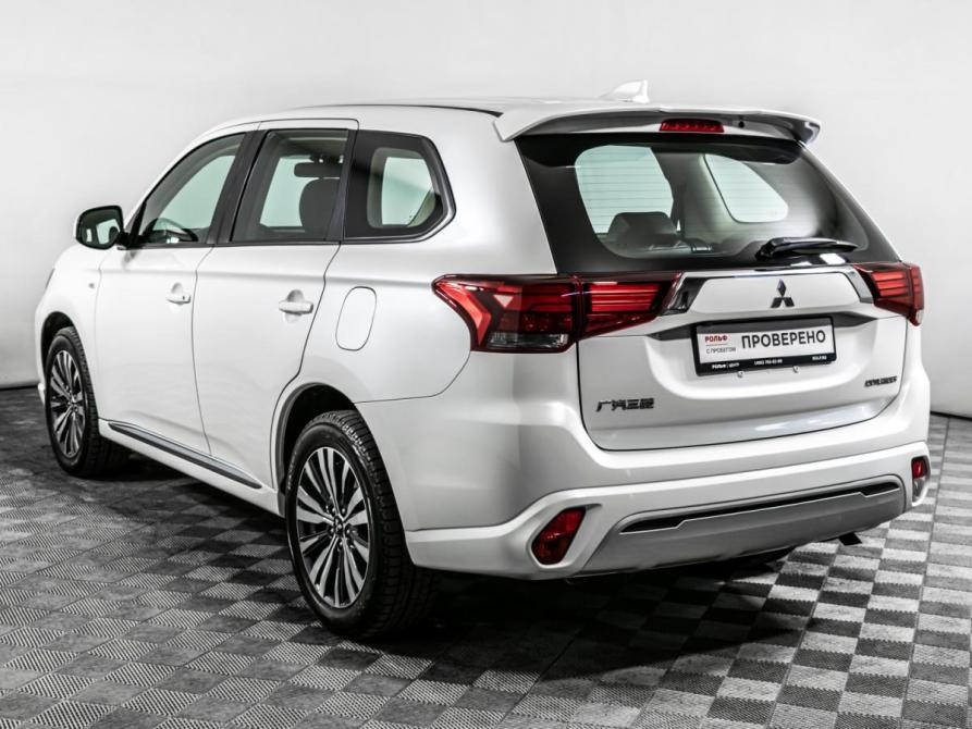 Mitsubishi Outlander III Рестайлинг 3 Москва  - изображение 7