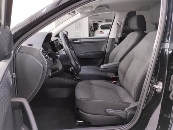 Volkswagen Polo VI с пробегом 2022 года, цена 1 760 000 рублей, 37750 км, лифтбек, Автокод Объявления