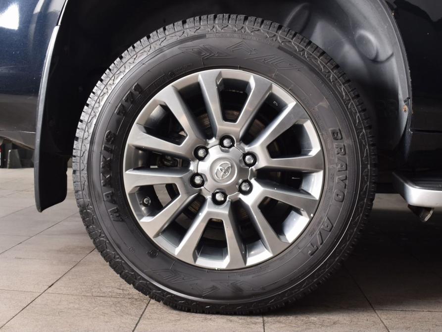 Toyota Land Cruiser Prado 150 Series Рестайлинг 2 Кемерово  - изображение 11