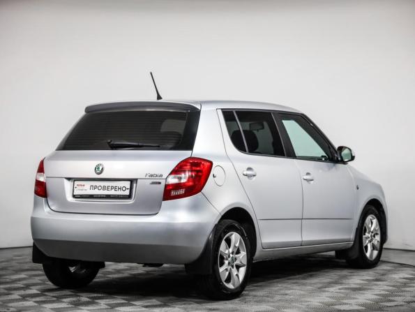 Skoda Fabia II Рестайлинг с пробегом 2011 года, цена 599 000 рублей, 156408 км, хэтчбек, Автокод Объявления