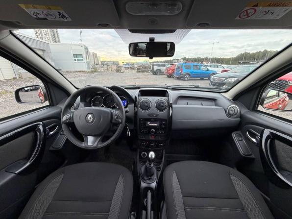Renault Duster I Рестайлинг с пробегом 2018 года, цена 1 280 000 рублей, 135173 км, внедорожник, Автокод Объявления