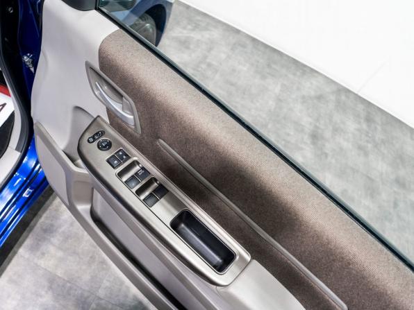Honda Stepwgn V с пробегом 2015 года, цена 1 850 000 рублей, 102000 км, минивэн, Автокод Объявления