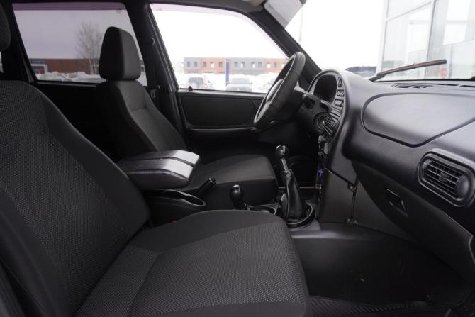 Chevrolet Niva I Рестайлинг с пробегом 2012 года, цена 450 000 рублей, 195573 км, внедорожник, Автокод Объявления