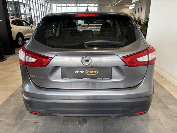 Nissan Qashqai II с пробегом 2016 года, цена 1 800 000 рублей, 51421 км, внедорожник, Автокод Объявления