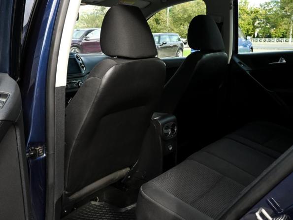Volkswagen Tiguan I Рестайлинг с пробегом 2012 года, цена 895 000 рублей, 199856 км, внедорожник, Автокод Объявления