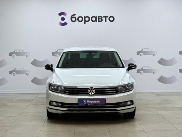 Volkswagen Passat B8 с пробегом 2019 года, цена 1 900 000 рублей, 122516 км, седан, Автокод Объявления