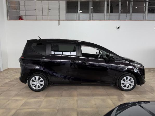 Toyota Sienta II с пробегом 2017 года, цена 1 550 000 рублей, 107000 км, минивэн, Автокод Объявления