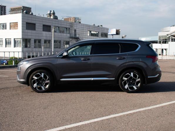 Hyundai Santa Fe IV Рестайлинг с пробегом 2021 года, цена 2 899 000 рублей, 118061 км, внедорожник, Автокод Объявления