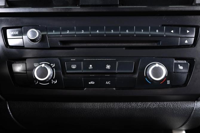 BMW 1 серии II (F20/F21) с пробегом 2013 года, цена 1 049 000 рублей, 216668 км, хэтчбек, Автокод Объявления