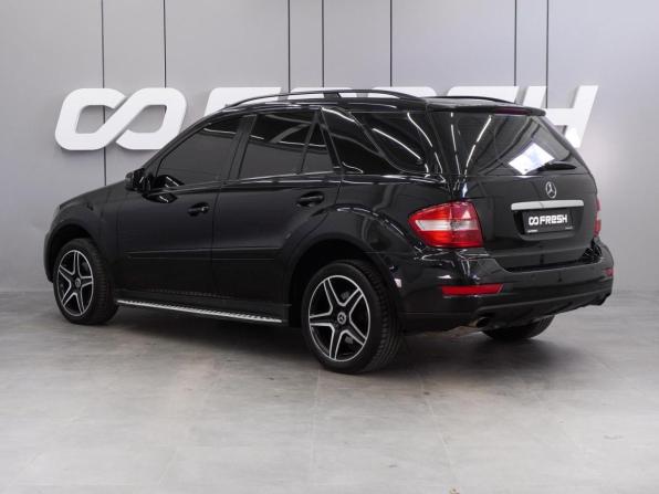 Mercedes-Benz M-Класс II (W164) Рестайлинг с пробегом 2010 года, цена 1 649 000 рублей, 227261 км, внедорожник, Автокод Объявления