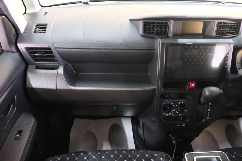Toyota Roomy I Рестайлинг Омск  - изображение 16