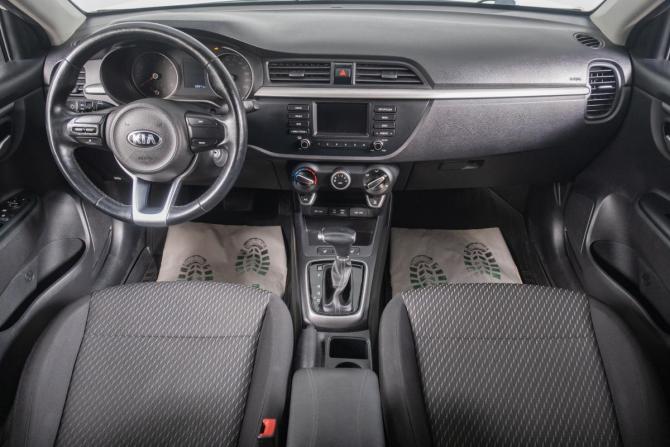 Kia Rio IV с пробегом 2018 года, цена 1 349 000 рублей, 68000 км, седан, Автокод Объявления