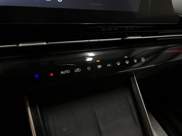 Omoda C5 I с пробегом 2023 года, цена 1 645 000 рублей, 37540 км, внедорожник, Автокод Объявления