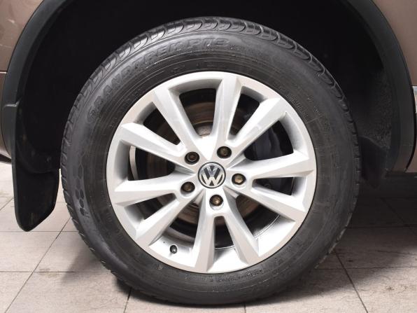Volkswagen Touareg II с пробегом 2011 года, цена 1 979 995 рублей, 298439 км, внедорожник, Автокод Объявления