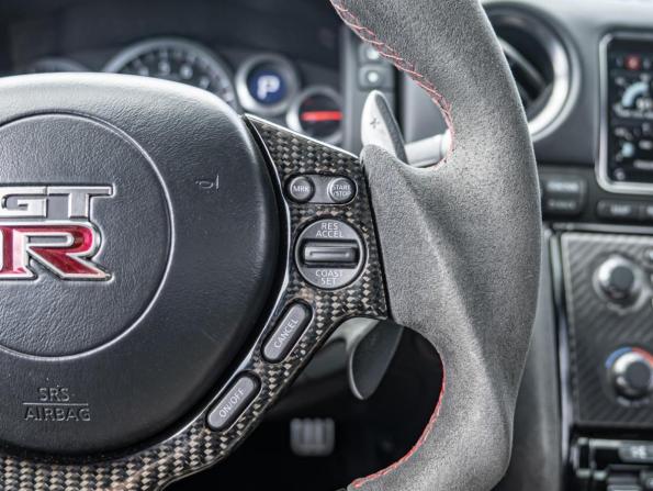 Nissan GT-R I Рестайлинг 1 с пробегом 2012 года, цена 9 550 000 рублей, 73714 км, купе, Автокод Объявления