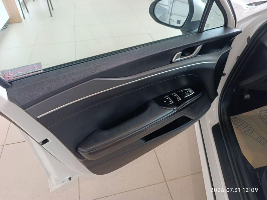 Kia K5 III Миасс  - изображение 18