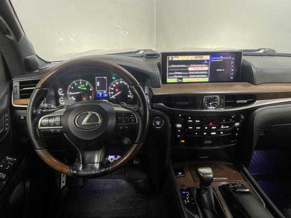 Lexus LX III Рестайлинг 2 с пробегом 2017 года, цена 7 950 000 рублей, 141241 км, внедорожник, Автокод Объявления
