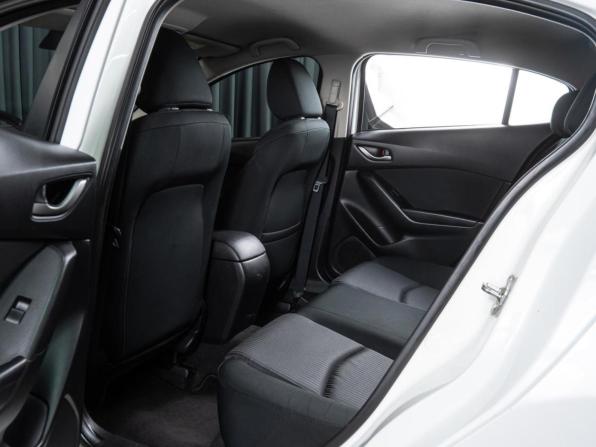 Mazda 3 III (BM) с пробегом 2014 года, цена 1 249 000 рублей, 132482 км, седан, Автокод Объявления