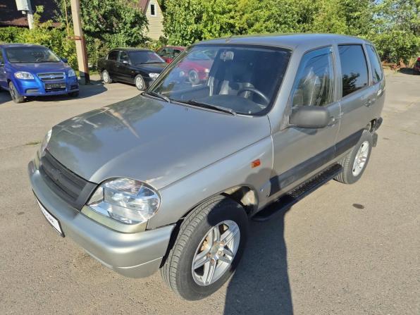Chevrolet Niva I с пробегом 2007 года, цена 377 000 рублей, 23767 км, внедорожник, Автокод Объявления