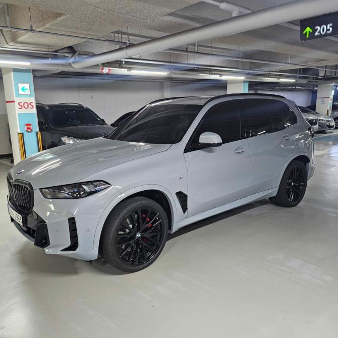 BMW X5 IV (G05/G18) Рестайлинг Ставрополь  - изображение 2