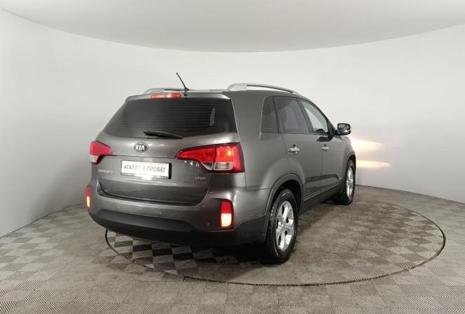 Kia Sorento II Рестайлинг с пробегом 2013 года, цена 1 620 000 рублей, 256550 км, внедорожник, Автокод Объявления