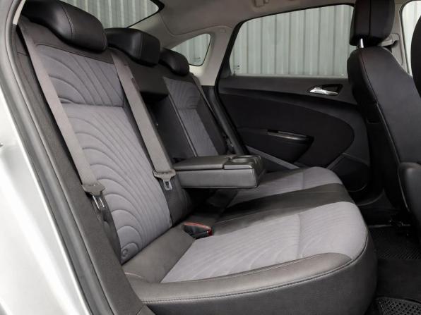 Opel Astra J Рестайлинг с пробегом 2013 года, цена 807 000 рублей, 118919 км, седан, Автокод Объявления