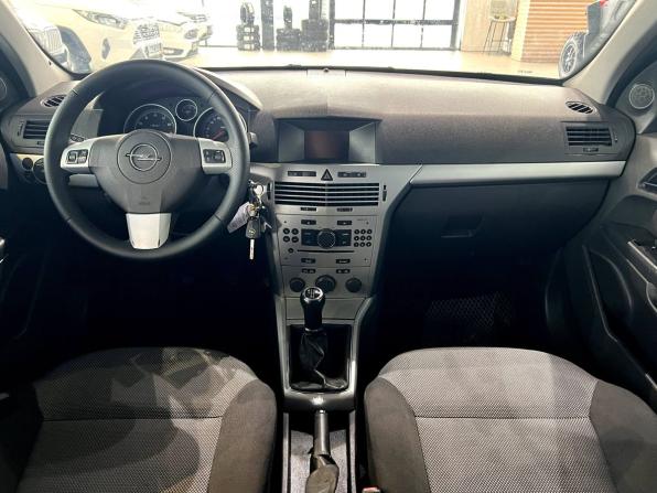 Opel Astra H Рестайлинг с пробегом 2011 года, цена 550 000 рублей, 149900 км, хэтчбек, Автокод Объявления