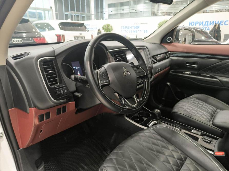 Mitsubishi Outlander III Рестайлинг 3 Казань  - изображение 20