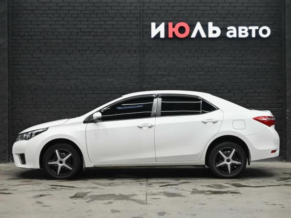 Toyota Corolla XI (E160 E170 E180) с пробегом 2015 года, цена 1 200 000 рублей, 207160 км, седан, Автокод Объявления