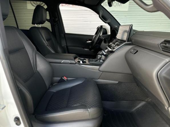 Toyota Land Cruiser 300 Series с пробегом 2021 года, цена 11 500 000 рублей, 44875 км, внедорожник, Автокод Объявления