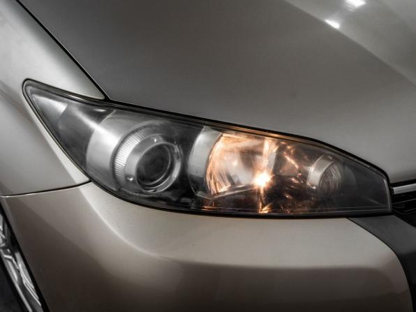 Toyota Wish II Рестайлинг с пробегом 2014 года, цена 1 370 000 рублей, 109900 км, минивэн, Автокод Объявления