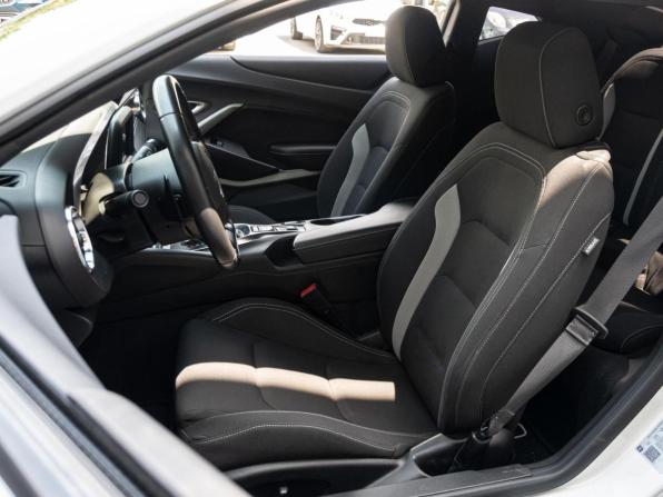 Chevrolet Camaro VI Рестайлинг с пробегом 2022 года, цена 4 480 000 рублей, 22611 км, купе, Автокод Объявления