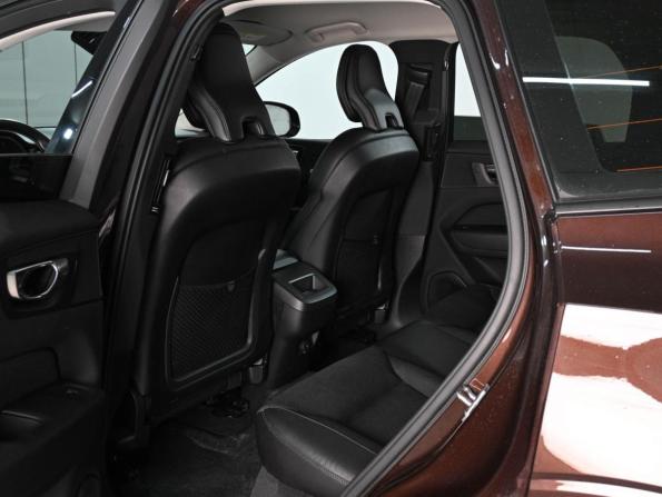 Volvo XC60 II с пробегом 2021 года, цена 4 399 000 рублей, 100062 км, внедорожник, Автокод Объявления