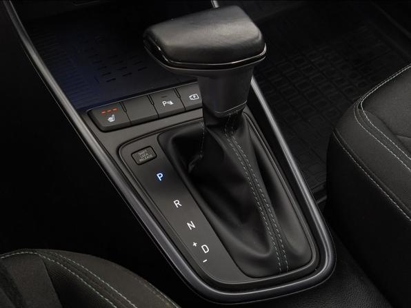 Hyundai Bayon I с пробегом 2023 года, цена 1 950 000 рублей, 63926 км, внедорожник, Автокод Объявления