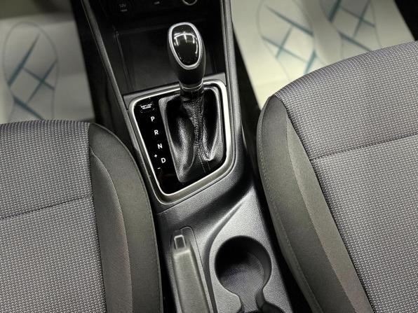 Hyundai Solaris II Рестайлинг с пробегом 2021 года, цена 1 470 000 рублей, 43671 км, седан, Автокод Объявления