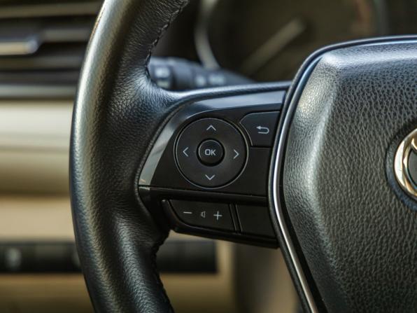 Toyota Camry VIII (XV70) Рестайлинг с пробегом 2022 года, цена 3 348 000 рублей, 26627 км, седан, Автокод Объявления