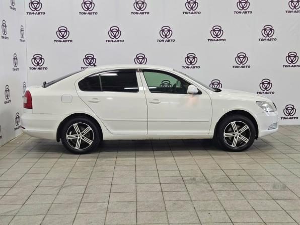 Skoda Octavia II (A5) Рестайлинг с пробегом 2012 года, цена 821 000 рублей, 260000 км, лифтбек, Автокод Объявления