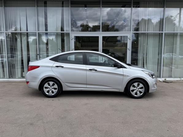 Hyundai Solaris I с пробегом 2014 года, цена 949 000 рублей, 91042 км, седан, Автокод Объявления